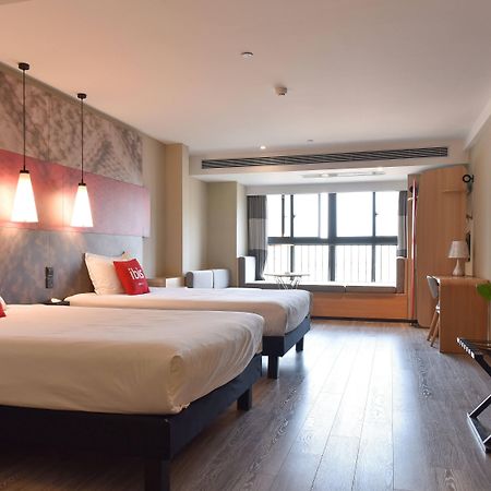 Ibis Xi'An North Train Station Executive Center Hotel Exterior foto