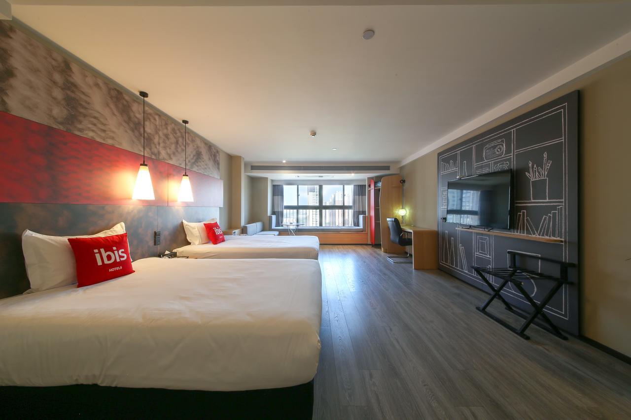 Ibis Xi'An North Train Station Executive Center Hotel Exterior foto