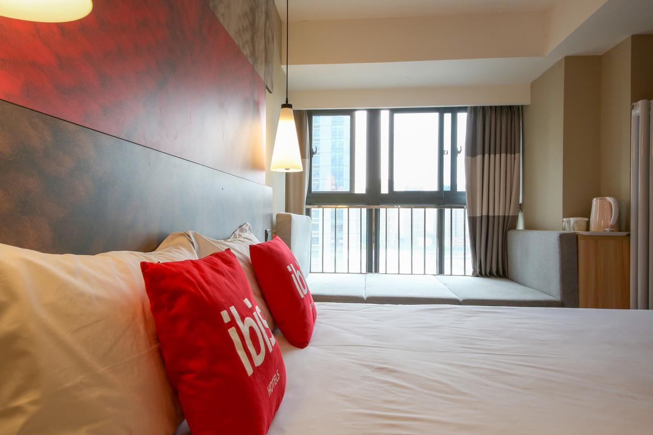 Ibis Xi'An North Train Station Executive Center Hotel Exterior foto