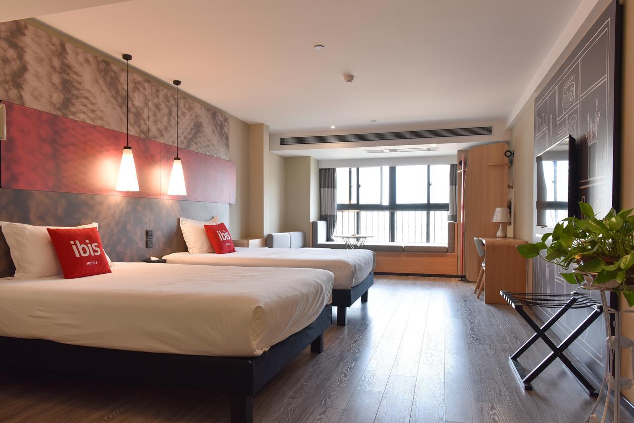 Ibis Xi'An North Train Station Executive Center Hotel Exterior foto