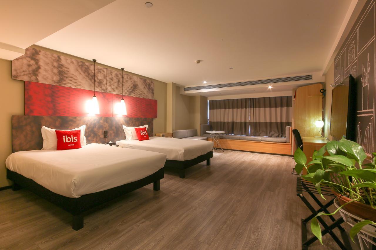 Ibis Xi'An North Train Station Executive Center Hotel Exterior foto